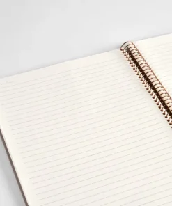 Anteckningsbok A4 linjerad spiral beige