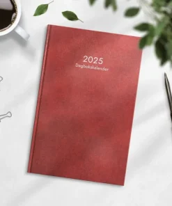 Kalender 2025 Dagbokskalender rött konstläder