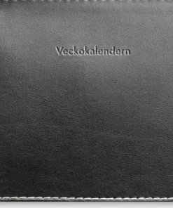 Kalender 2026 Veckokalendern svart konstläder