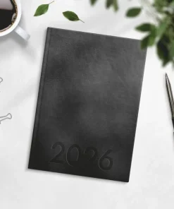 Kalender 2026 Weekly A5 svart konstläder
